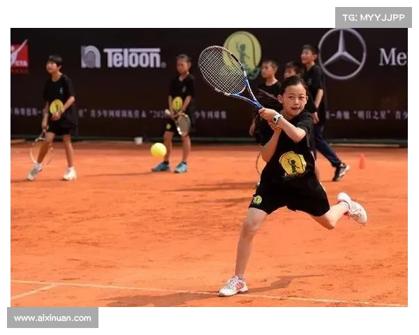 网球比赛观众反馈对赛事体验的影响及其提升策略分析 网球比赛观众反馈对赛事体验的影响及其提升策略分析